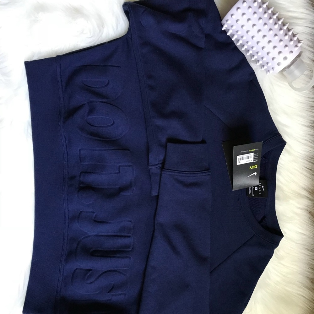 Nike crop pullover (Training)